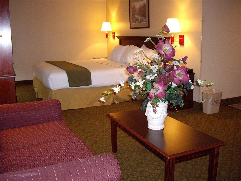 Country Inn & Suites By Radisson, Dunn, Nc Værelse billede
